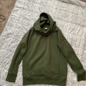 Zyia green oh so soft hoodie